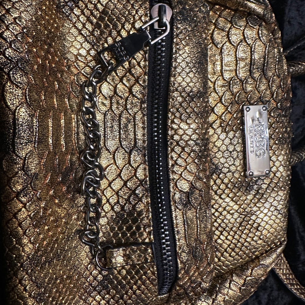 Gold Mini Backpack - Picture 4 of 10